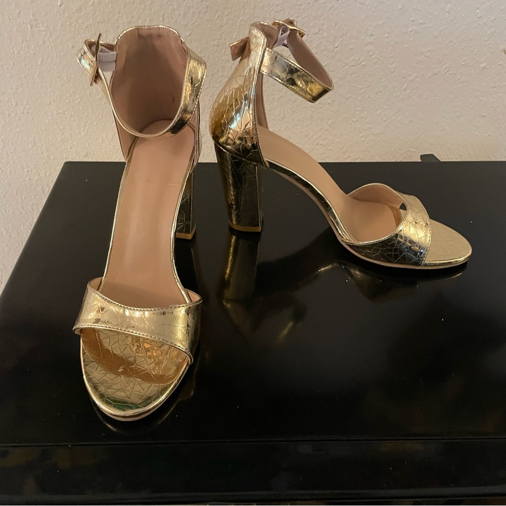 Gold 4 inch stacked heels